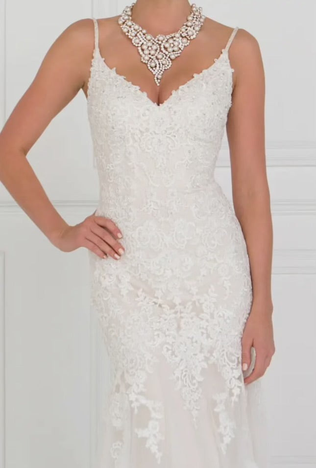 Saige Lace V-Neck Mermaid Long Dress w/ Lace Applique