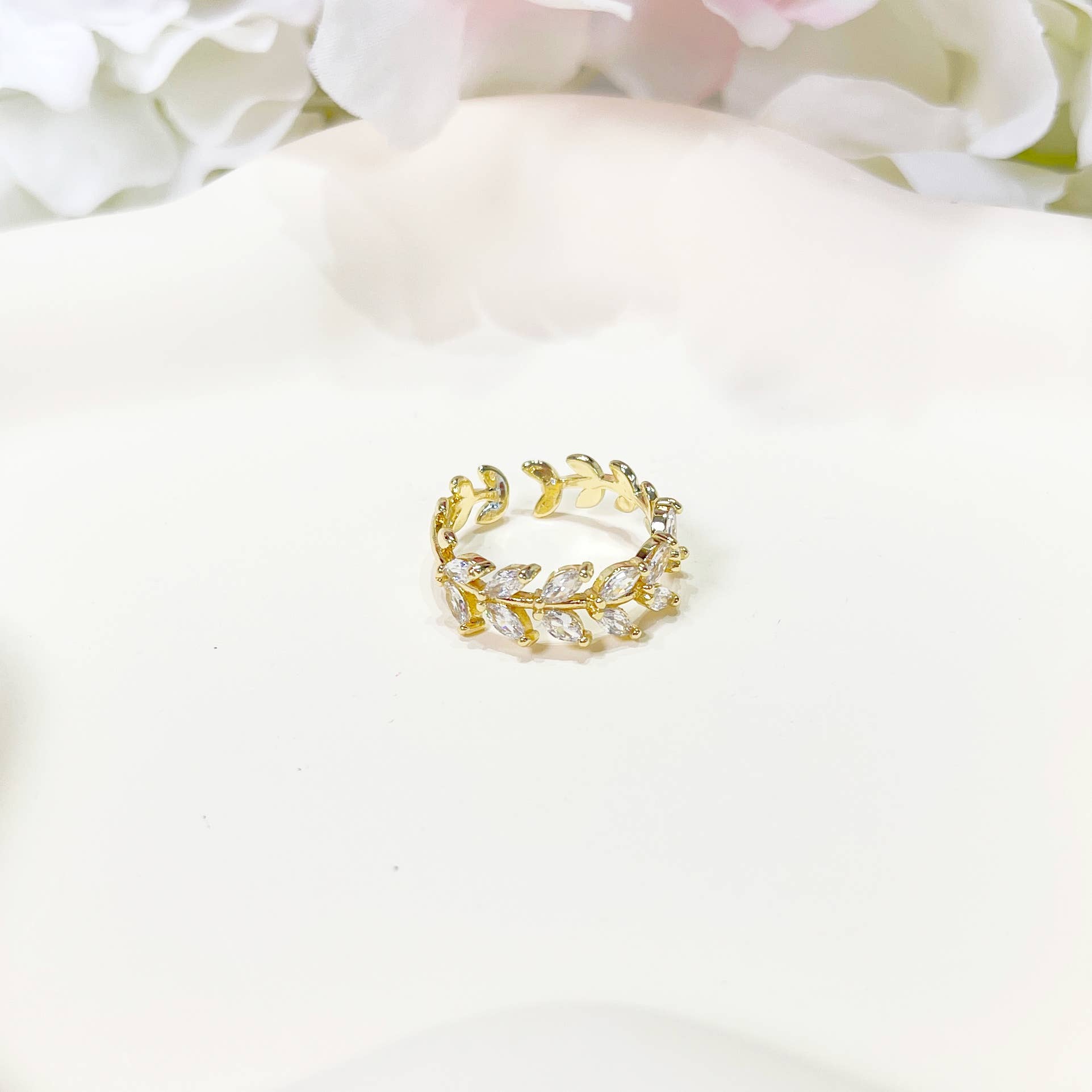 Gold leaf ring