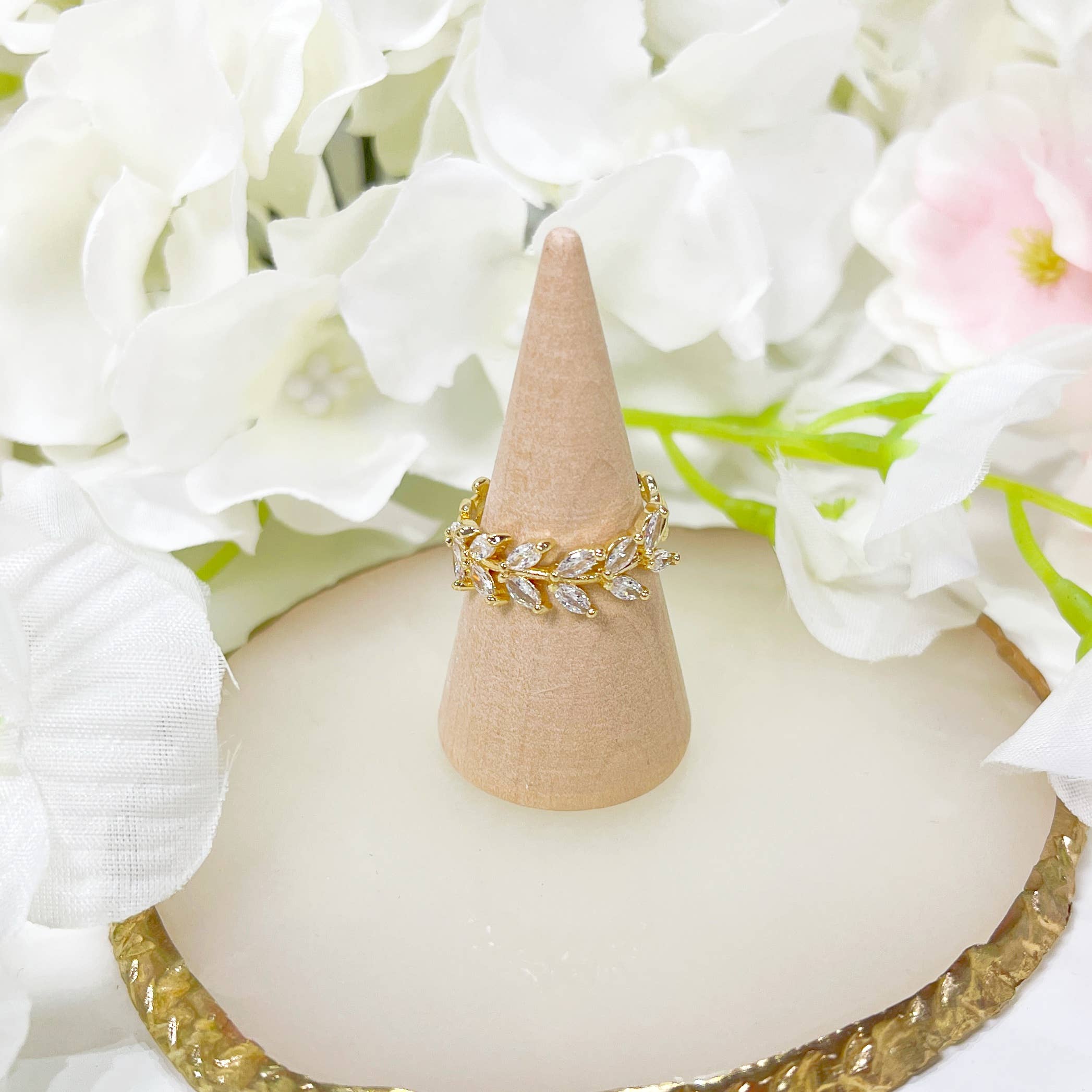 Gold leaf ring