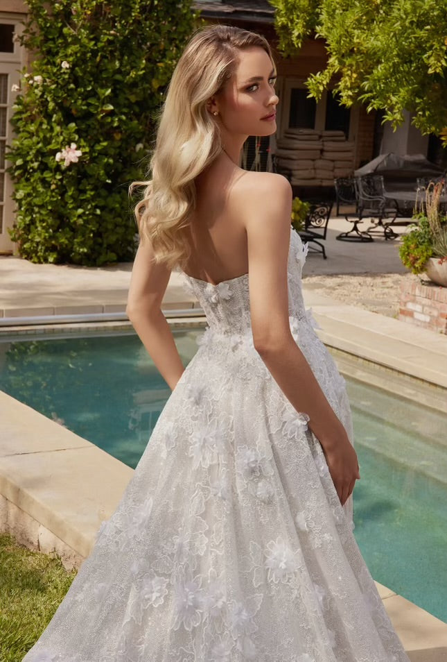 One Shoulder Blooming Bridal Dress