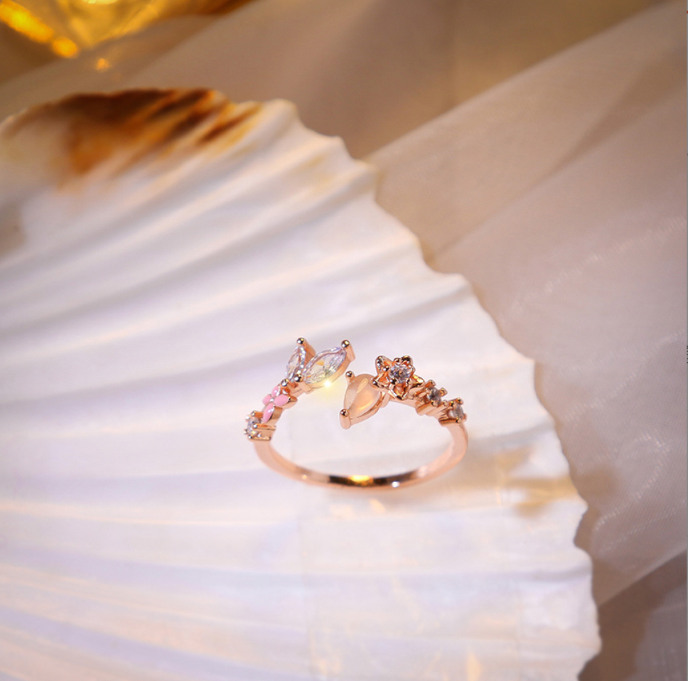 Flower pink stone ring